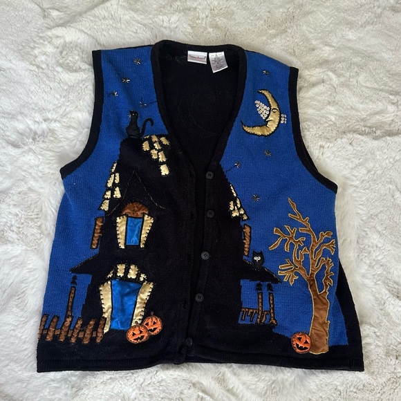 Bobbie Brooks Sweaters - Relisted in my closet! Vintage oversized Halloween Haunted House sweater vest